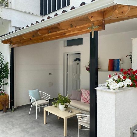 Lr Apartments Saranda Dış mekan fotoğraf